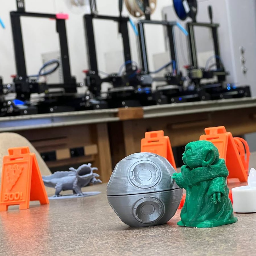 IT Makerspace Yoda figure photo by Frayni Calderón.