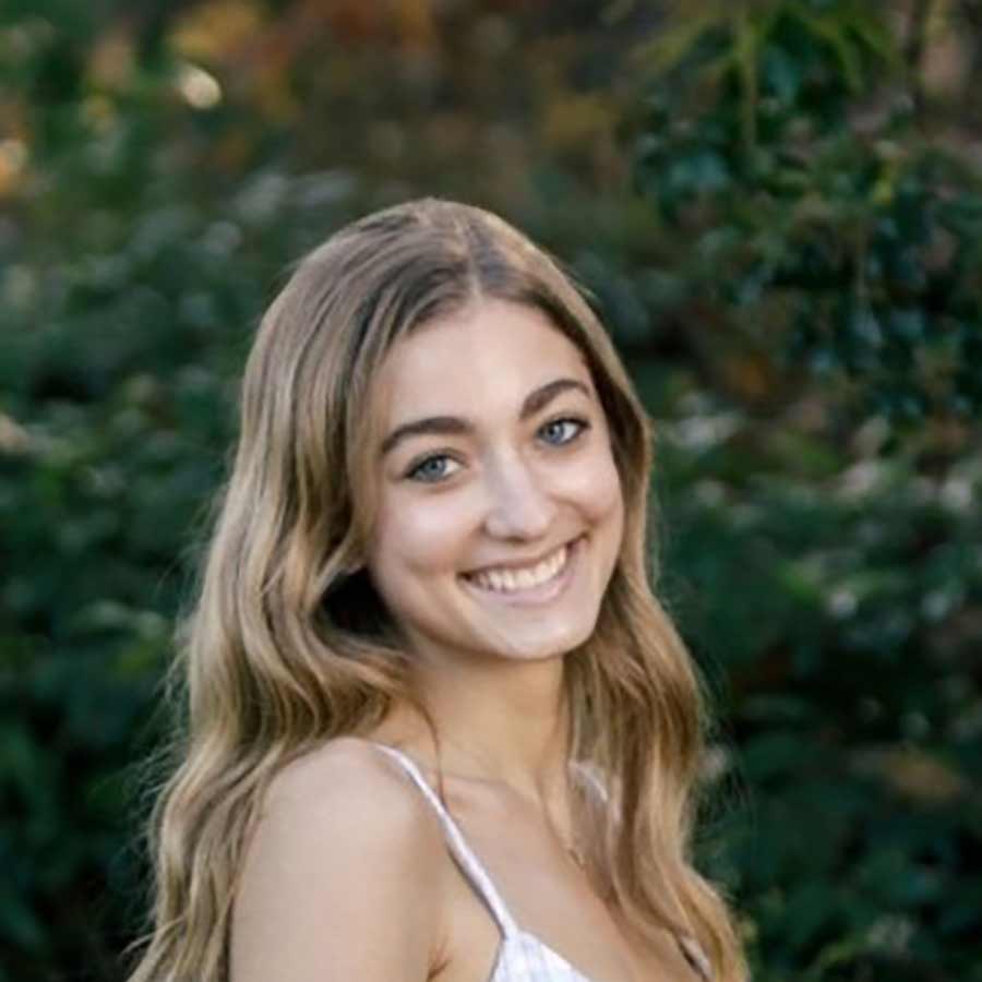 Caitlin D