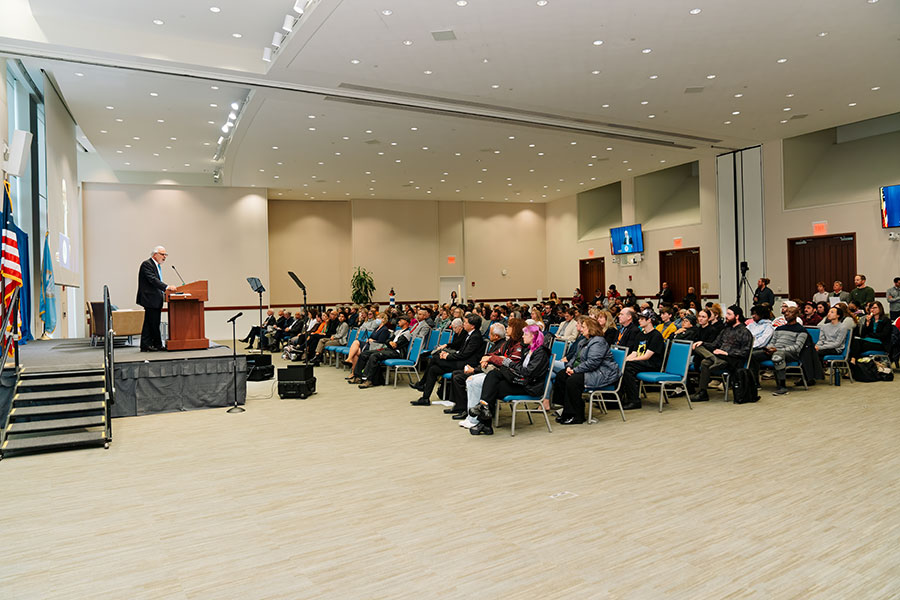 Chancellor speaks at lecture series