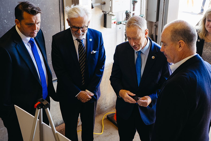 Congressman Lynch tours the Salt Water Pumphouse